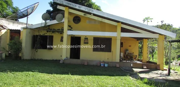 Fazenda / Sítio / Chácara com 2 Quartos à venda, 45000m² no Maraporã, Cachoeiras de Macacu