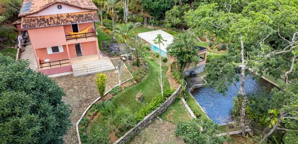 Casa de Condomínio com 4 Quartos à venda, 12640m² no , Caeté