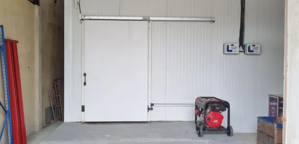 Galpão / Depósito / Armazém para alugar, 96m² no Marambaia, São Gonçalo