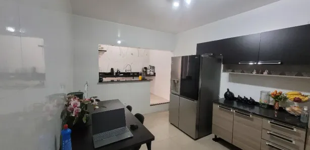 Sobrado com 4 Quartos à venda, 179m² no Parque Residencial das Andorinhas, Cosmópolis
