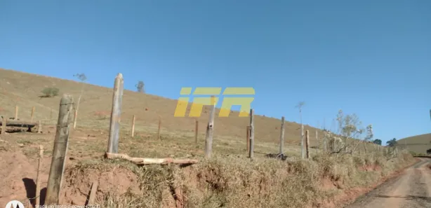 Fazenda / Sítio / Chácara com 3 Quartos à venda, 250m² no , Redenção da Serra
