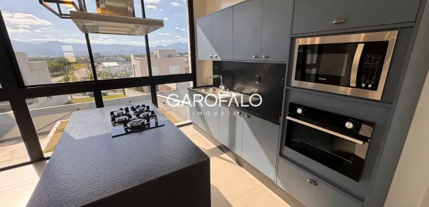 Casa de Condomínio com 3 Quartos para alugar, 170m² no Terras Alpha, Resende