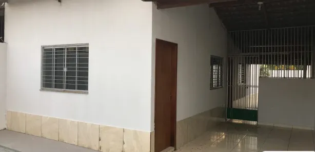Casa com 2 Quartos para alugar, 106m² no Jardim Ipanema, Trindade