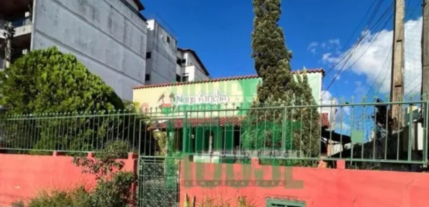 Loja / Salão / Ponto Comercial à venda, 460m² no Agriões, Teresópolis