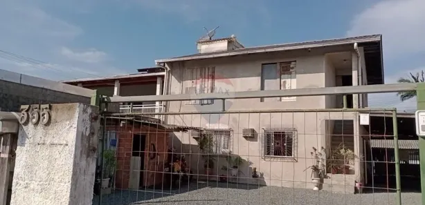 Sobrado com 2 Quartos à venda, 160m² no Armação, Penha