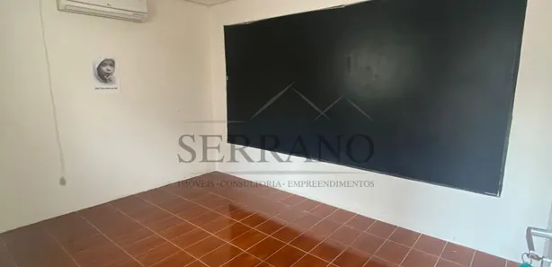 Loja / Salão / Ponto Comercial à venda, 130m² no Centro, Vinhedo