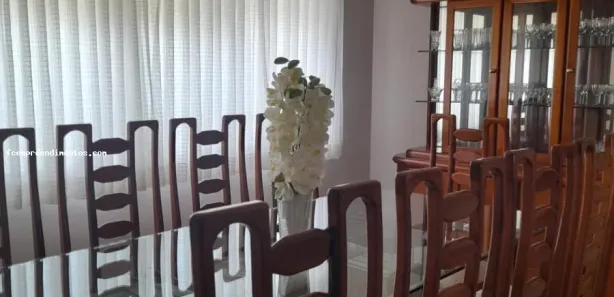 Casa com 3 Quartos à venda, 300m² no Centro, Iracemápolis