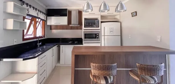 Casa com 2 Quartos à venda, 106m² no Niterói, Canoas