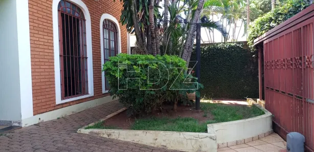 Conjunto Comercial / Sala com 3 Quartos para alugar, 269m² no Centro, Araraquara