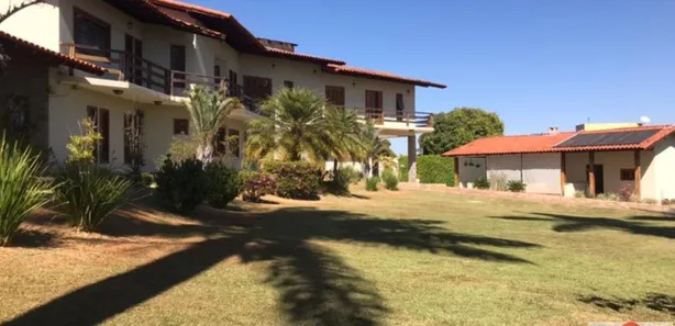 Sobrado com 6 Quartos à venda, 783m² no Park Way, Brasília