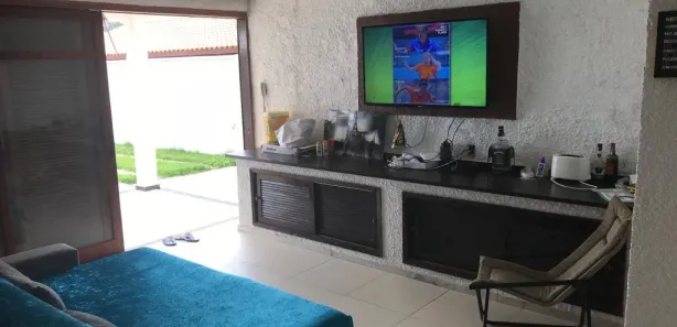 Casa com 5 Quartos à venda, 500m² no Bananeiras, Araruama