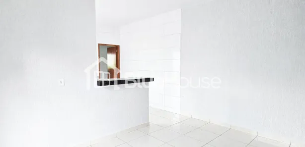 Casa com 2 Quartos à venda, 75m² no Setor Barcelos, Trindade