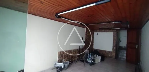Loja / Salão / Ponto Comercial para alugar, 46m² no Centro, Rio das Ostras