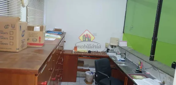 Loja / Salão / Ponto Comercial com 1 Quarto para venda ou aluguel, 226m² no Centro, Taubaté
