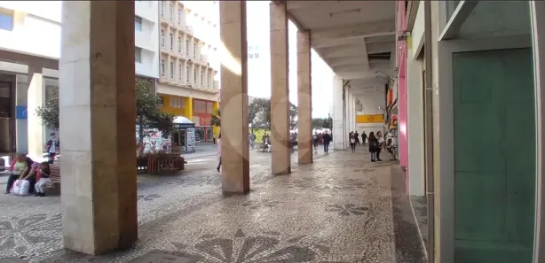Loja / Salão / Ponto Comercial à venda, 42m² no Centro, Curitiba