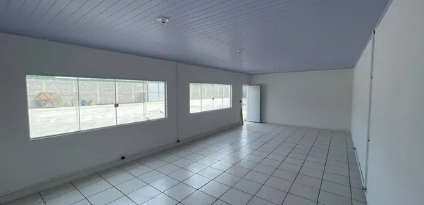 Galpão / Depósito / Armazém à venda, 3000m² no Chácaras Rio-Petrópolis, Duque de Caxias