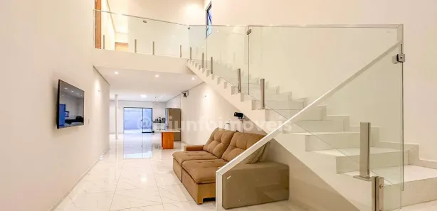 Sobrado com 4 Quartos à venda, 250m² no Centro, Timon