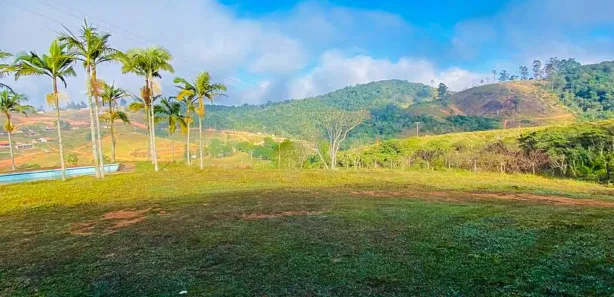 Terreno / Lote / Condomínio à venda, 1000m² no Centro, Igaratá