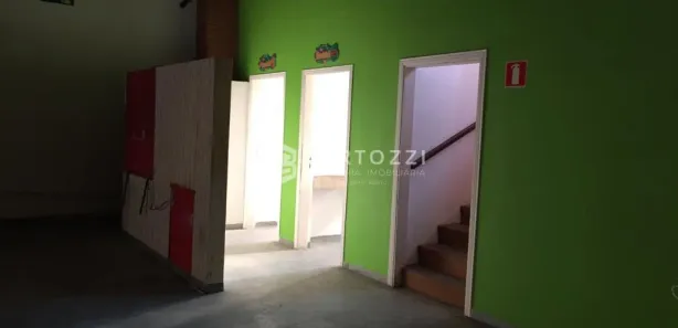 Galpão / Depósito / Armazém para venda ou aluguel, 680m² no Bosque da Saúde, São Paulo