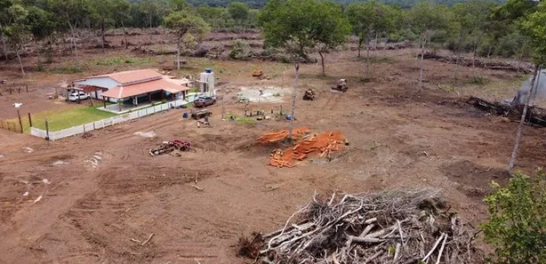 Fazenda / Sítio / Chácara à venda, 213m² no , Lagoa da Confusão