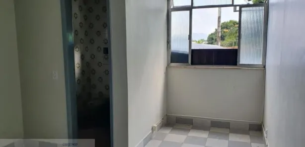 Conjunto Comercial / Sala à venda, 14m² no Centro, Maricá