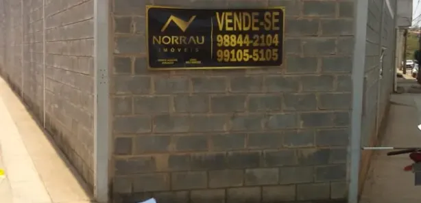 Galpão / Depósito / Armazém para venda ou aluguel, 309m² no Santa Lúcia, Montes Claros