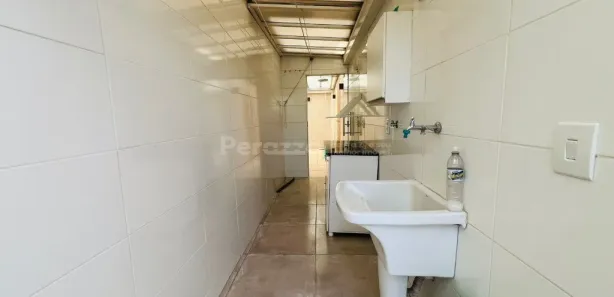 Casa de Condomínio com 2 Quartos para alugar, 58m² no Jardins Mangueiral, Brasília