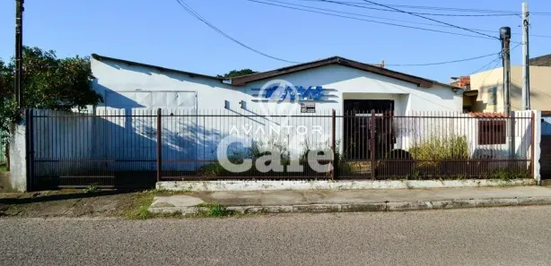 Galpão / Depósito / Armazém à venda, 355m² no Tomazetti, Santa Maria