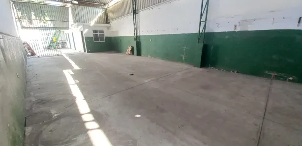 Galpão / Depósito / Armazém para alugar, 290m² no Centro, Niterói
