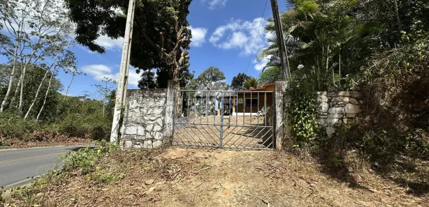 Fazenda / Sítio / Chácara com 3 Quartos à venda, 135m² no , Pacoti