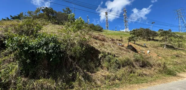 Terreno / Lote / Condomínio à venda, 1114m² no Quitandinha, Petrópolis