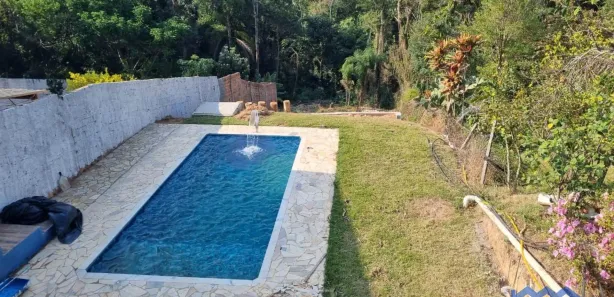 Fazenda / Sítio / Chácara com 2 Quartos à venda, 588m² no , Mairinque
