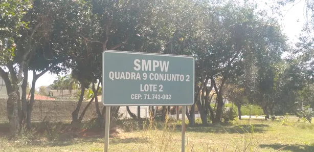 Terreno / Lote / Condomínio à venda, 2500m² no Park Way, Brasília