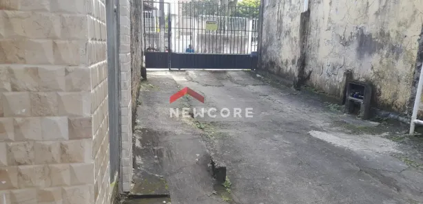 Casa de Condomínio com 2 Quartos à venda, 120m² no Cajazeiras VI, Salvador