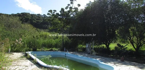 Fazenda / Sítio / Chácara com 2 Quartos à venda, 45000m² no Maraporã, Cachoeiras de Macacu