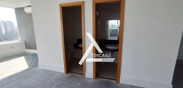 Conjunto Comercial / Sala para alugar, 140m² no Várzea de Baixo, São Paulo
