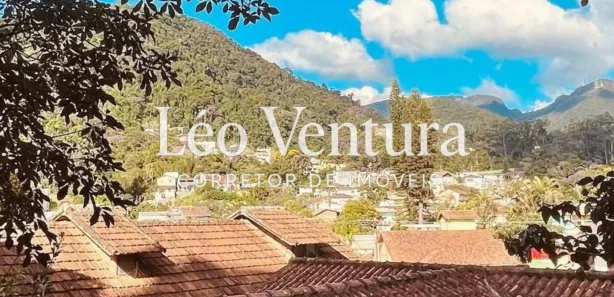 Casa com 3 Quartos à venda, 147m² no Castelanea, Petrópolis