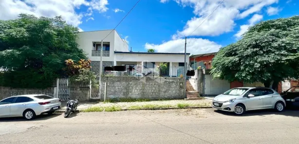 Casa com 2 Quartos à venda, 116m² no Tancredo Neves, Santa Maria