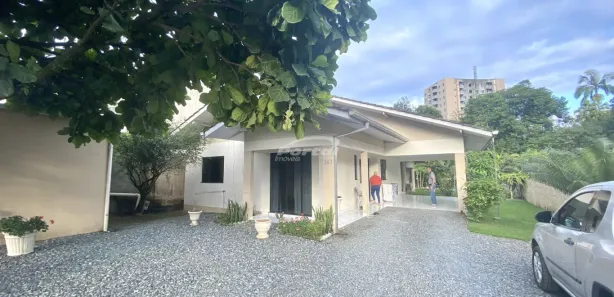 Casa com 3 Quartos para alugar, 113m² no Itoupava Central, Blumenau