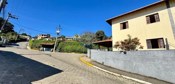 Casa com 3 Quartos à venda, 137m² no Bem-Te-VI Amarelo, Bom Jardim