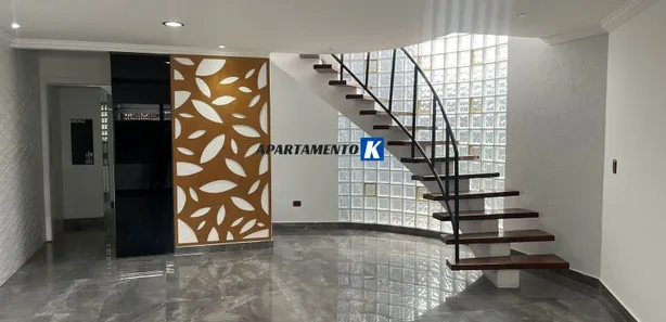 Sobrado com 4 Quartos para alugar, 246m² no Jardim Paraventi, Guarulhos