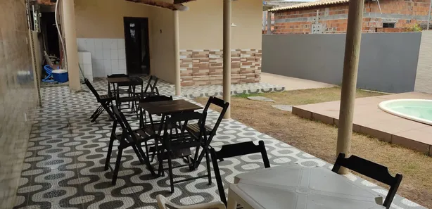 Casa com 2 Quartos para alugar, 200m² no Arembepe (Abrantes), Camaçari