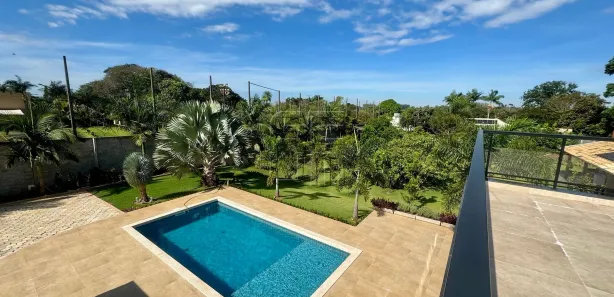 Fazenda / Sítio / Chácara com 4 Quartos à venda, 400m² no Chácara Santa Maria, Cambé