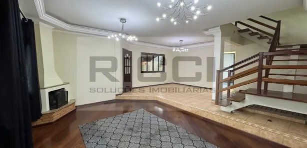 Sobrado com 3 Quartos para alugar, 264m² no Parque Residencial Itapeti, Mogi das Cruzes