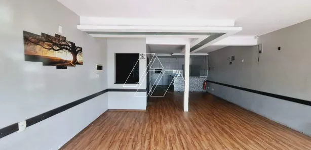 Loja / Salão / Ponto Comercial para alugar, 150m² no Jardim Tangará, Marília