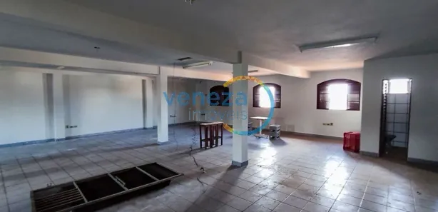 Conjunto Comercial / Sala para alugar, 240m² no Jardim Riviera, Cambé