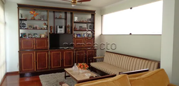 Casa com 5 Quartos para alugar, 730m² no Vila São José, São José do Rio Preto
