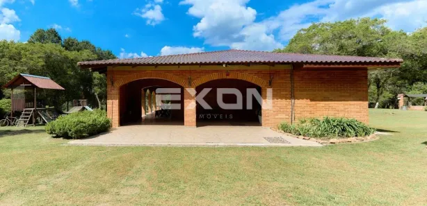 Fazenda / Sítio / Chácara com 4 Quartos para alugar, 380m² no Área Rural de São José dos Pinhais, São José dos Pinhais