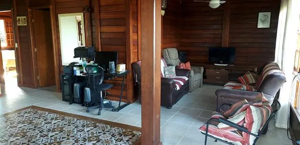 Casa de Condomínio com 5 Quartos à venda, 160m² no Várzea Alegre, Guapimirim