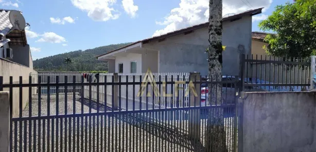 Casa com 2 Quartos à venda, 300m² no Santa Lidia, Penha